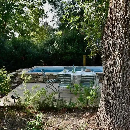 Maison En Pierre Renovee Avec Jardin Et Piscine Privative Chauffee Semesterbostad *