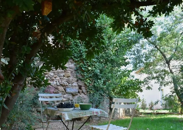 Maison En Pierre Renovee Avec Jardin Et Piscine Privative Chauffee Holiday home